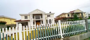 5bdrm House in Tafo Ccd Area, Bole for sale