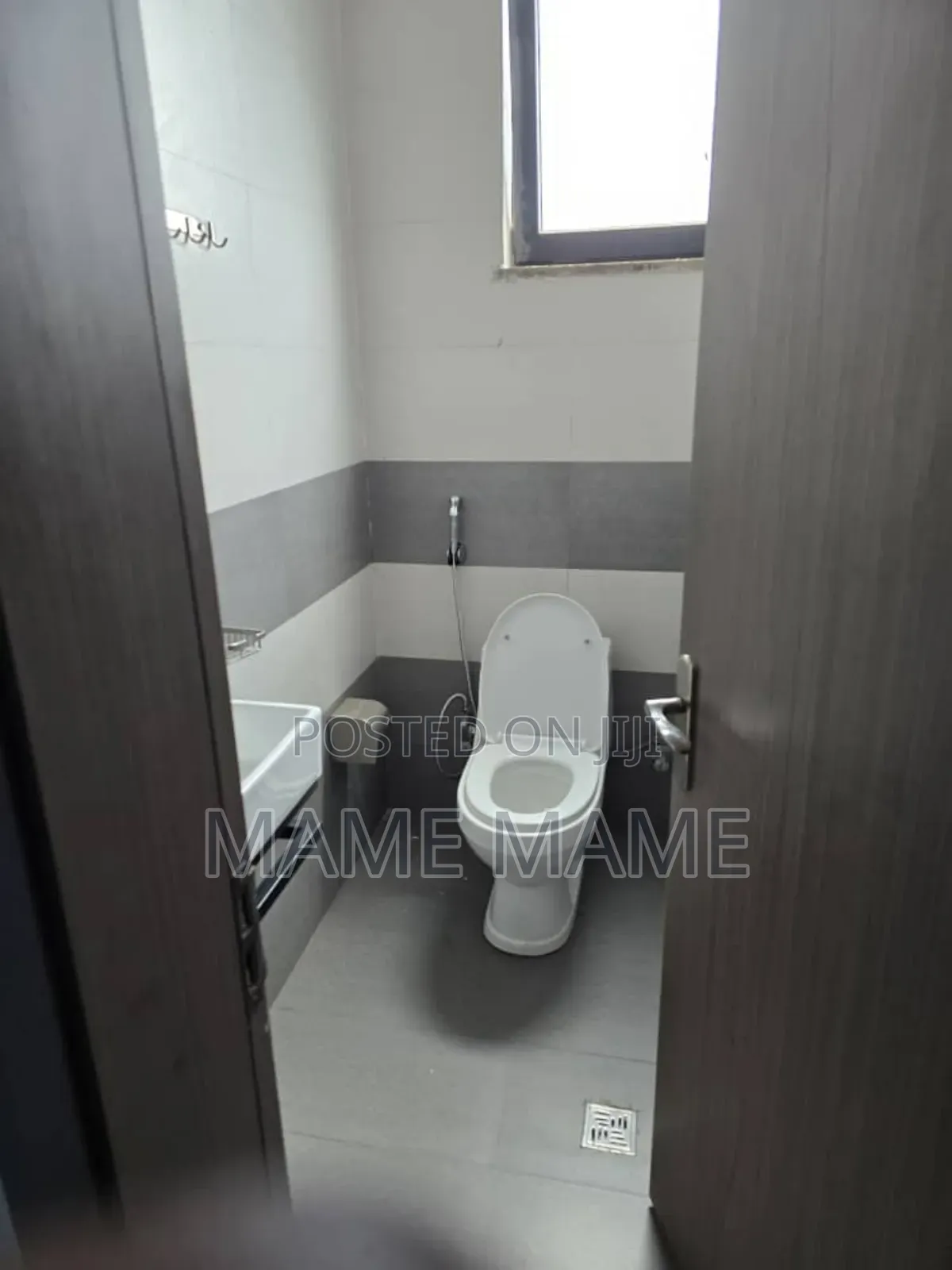 5bdrm House in Tafo Ccd Area, Bole for sale