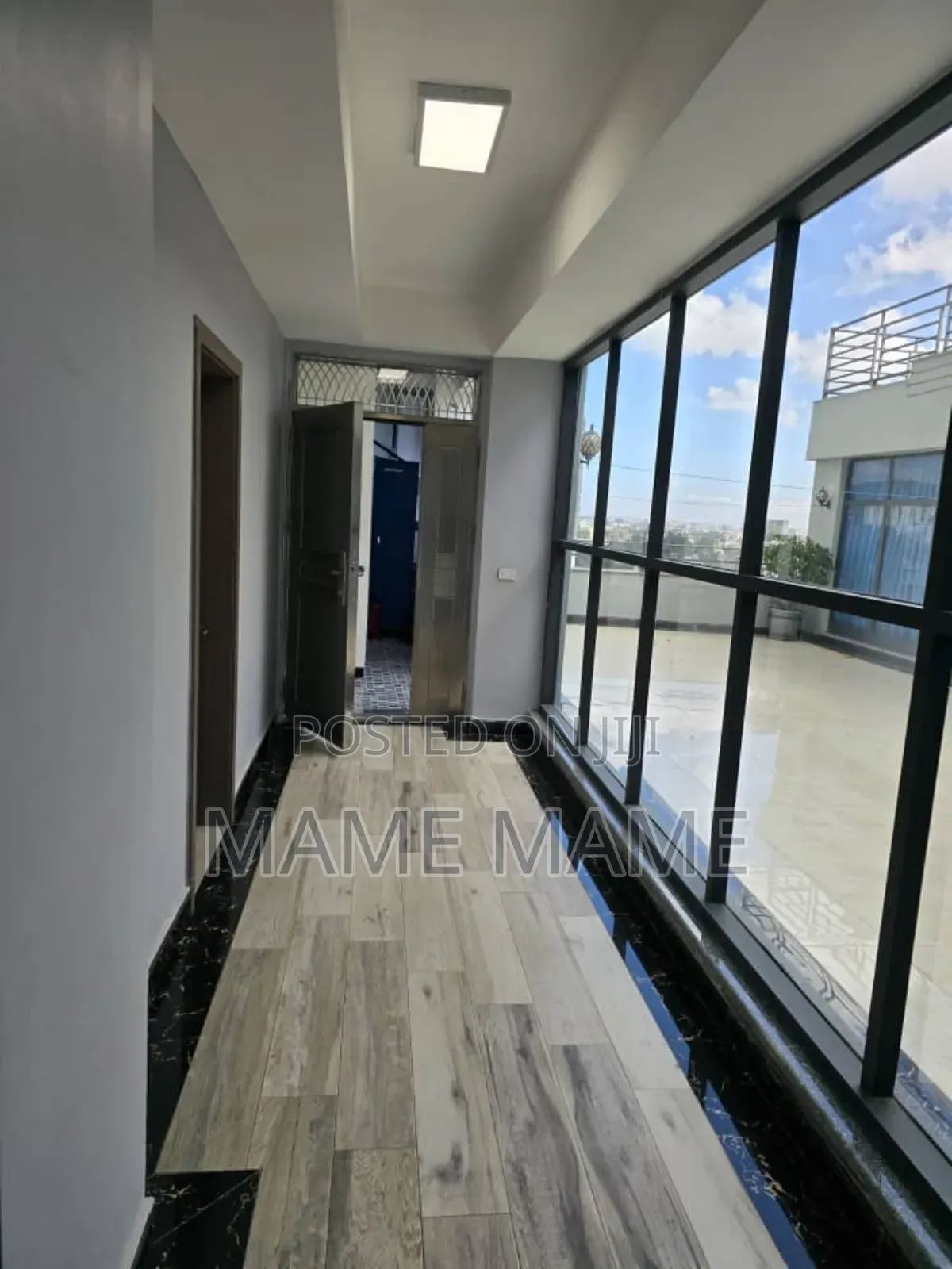 Furnished 6bdrm Penthouse in Addis Abeba, Bole for rent