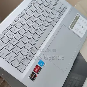 New Laptop Asus VivoBook 15 X505BA 16GB AMD Ryzen 7 SSD 1T