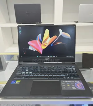 New Laptop MSI 16GB Intel Core I7 SSD 512GB