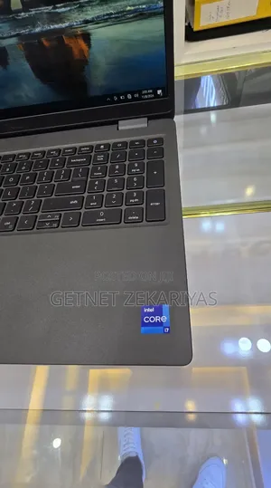 New Laptop Dell Latitude 3540 8GB Intel Core I7 SSD 256GB