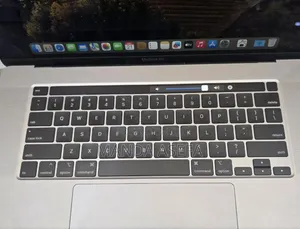 New Laptop Apple MacBook Pro 2019 32GB Intel Core I9 SSD 1T