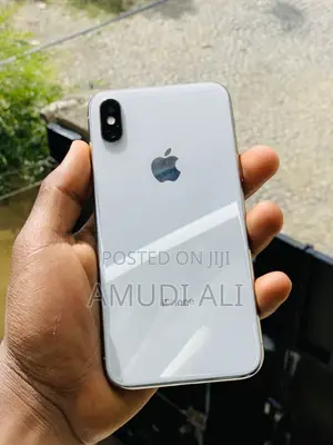 Apple iPhone X 256 GB White
