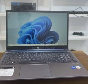 New Laptop HP Pavilion 15 8GB Intel Core I7 SSD 512GB