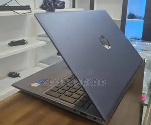 New Laptop HP Pavilion 15 8GB Intel Core I7 SSD 512GB