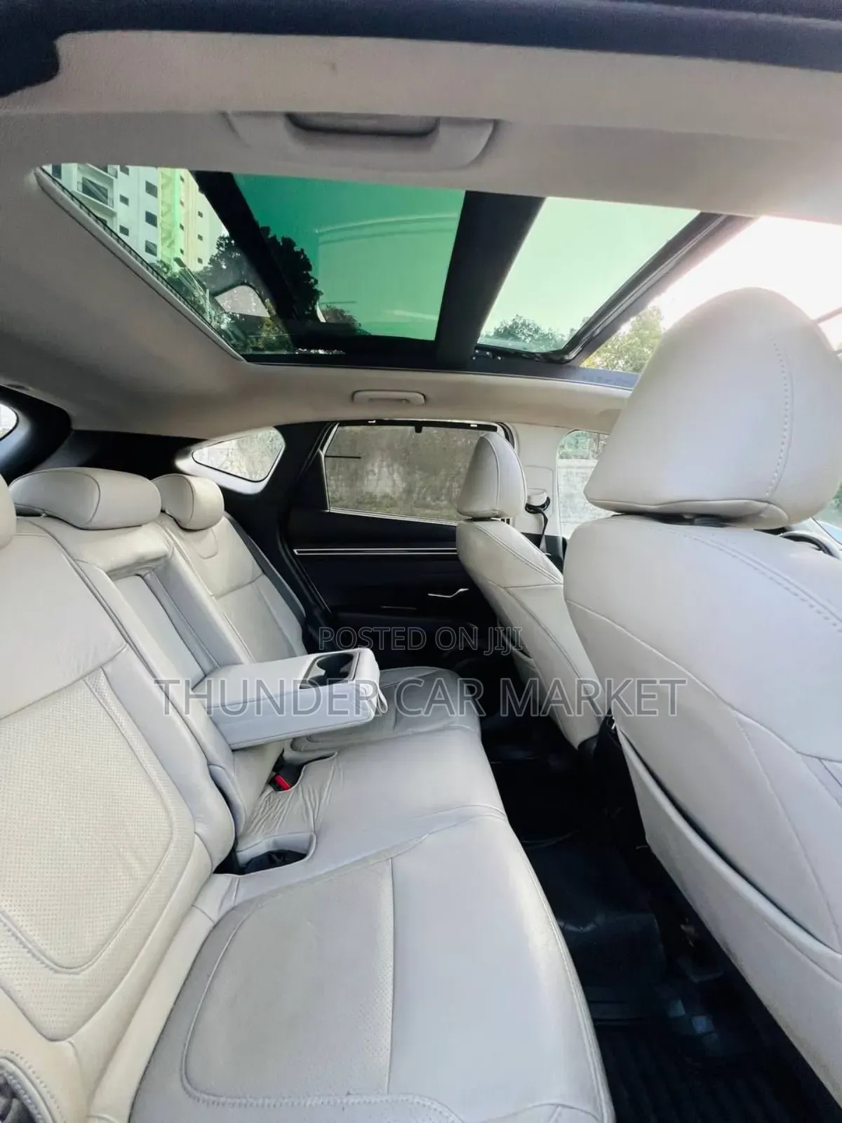 Hyundai Tucson 2022 White