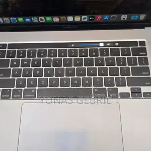 New Laptop Apple MacBook Pro 2019 32GB Intel Core I9 SSD 1T