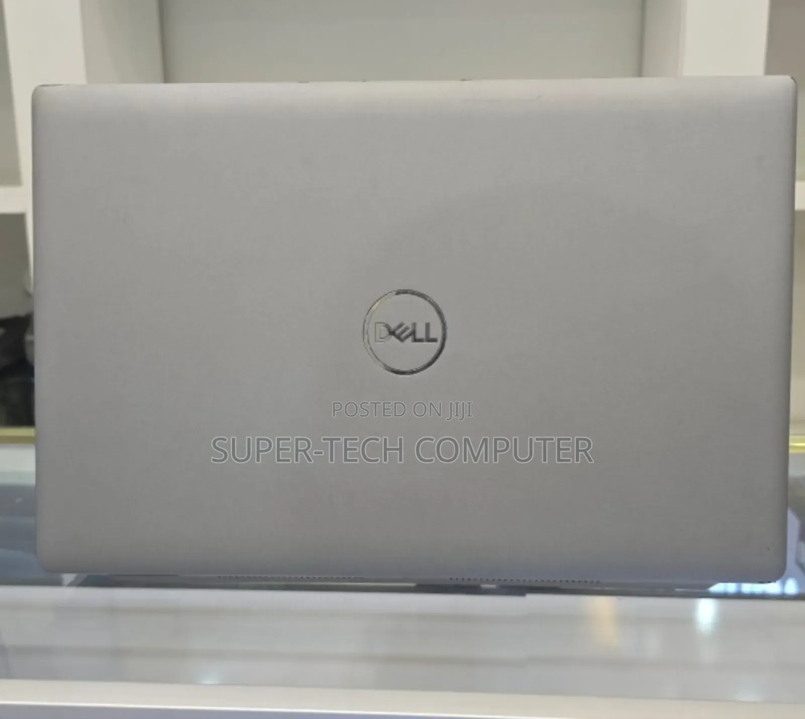 New Laptop Dell Precision 3561 16GB Intel Core I7 SSD 256GB