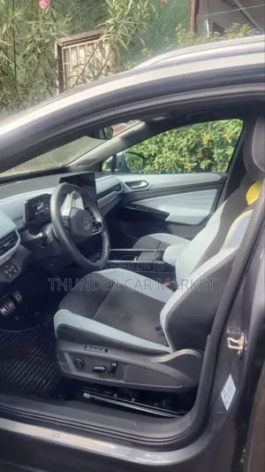 Volkswagen ID.4 2022 Gray