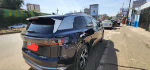 Volkswagen ID.6 2023 Blue