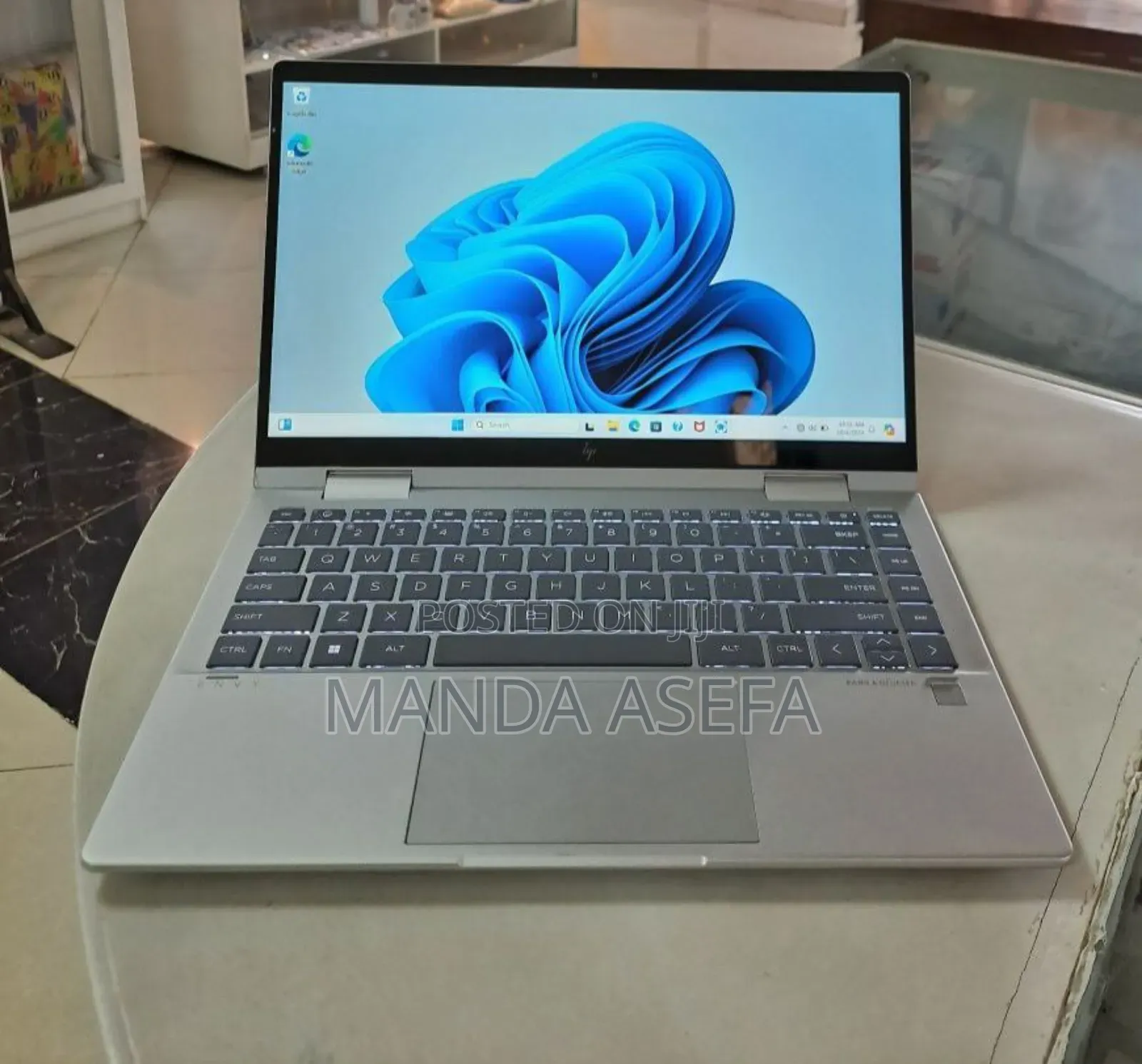 New Laptop HP Envy X360 16GB Intel Core I7 SSD 1T