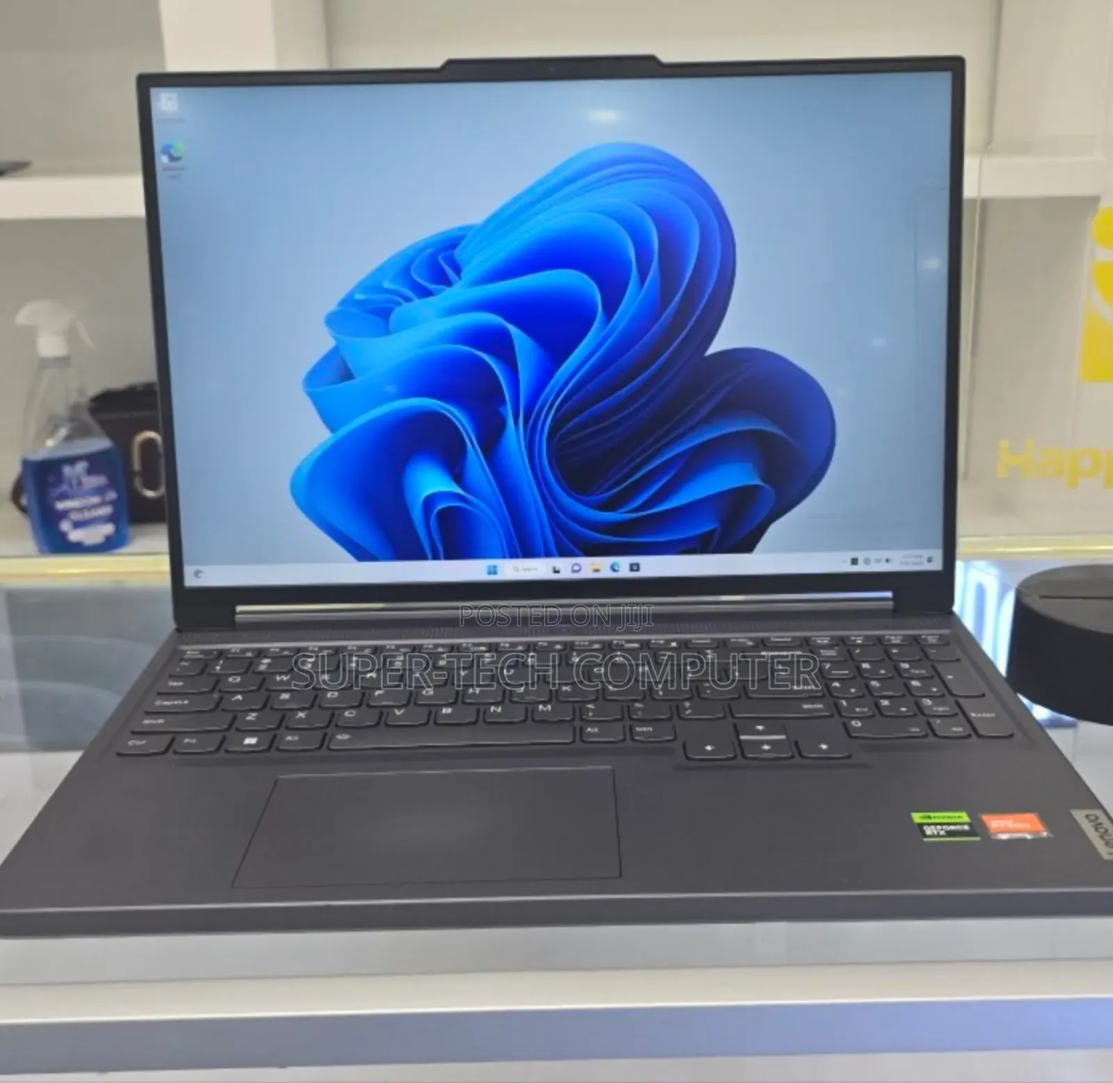 New Lenovo Legion Y7000P IRX9 Gaming Laptop 16GB AMD Ryzen 7 SSD 1T