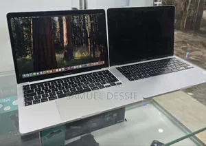 New Laptop Apple MacBook Pro 2020 M1 8GB Apple M1 SSD 256GB