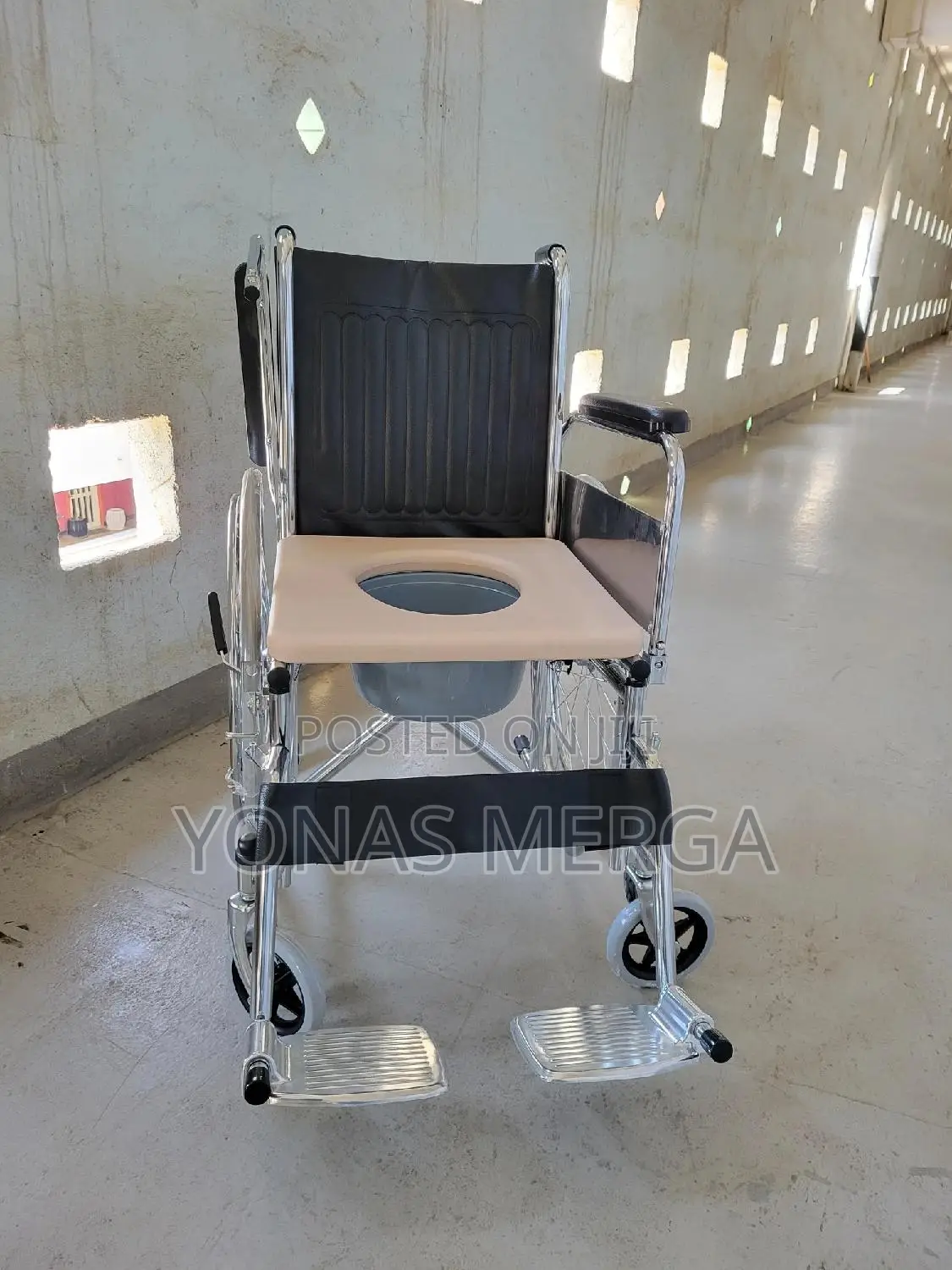Auxiliary Toilet Wheelchair፪0toileting Convenient Wheelchair