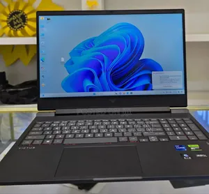 New Laptop HP Victus 16 16GB AMD Ryzen 7 SSD 1T