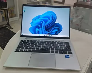 New Laptop HP EliteBook 830 G9 16GB Intel Core I5 SSD 512GB