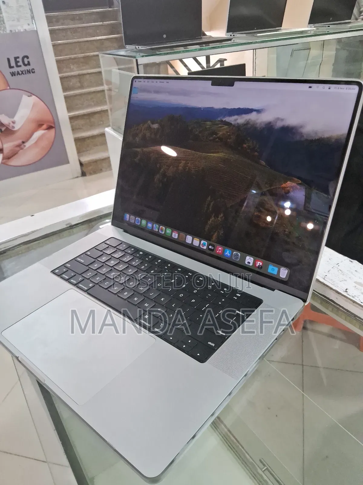 New Laptop Apple MacBook Pro 16GB Apple M2 SSD 1T