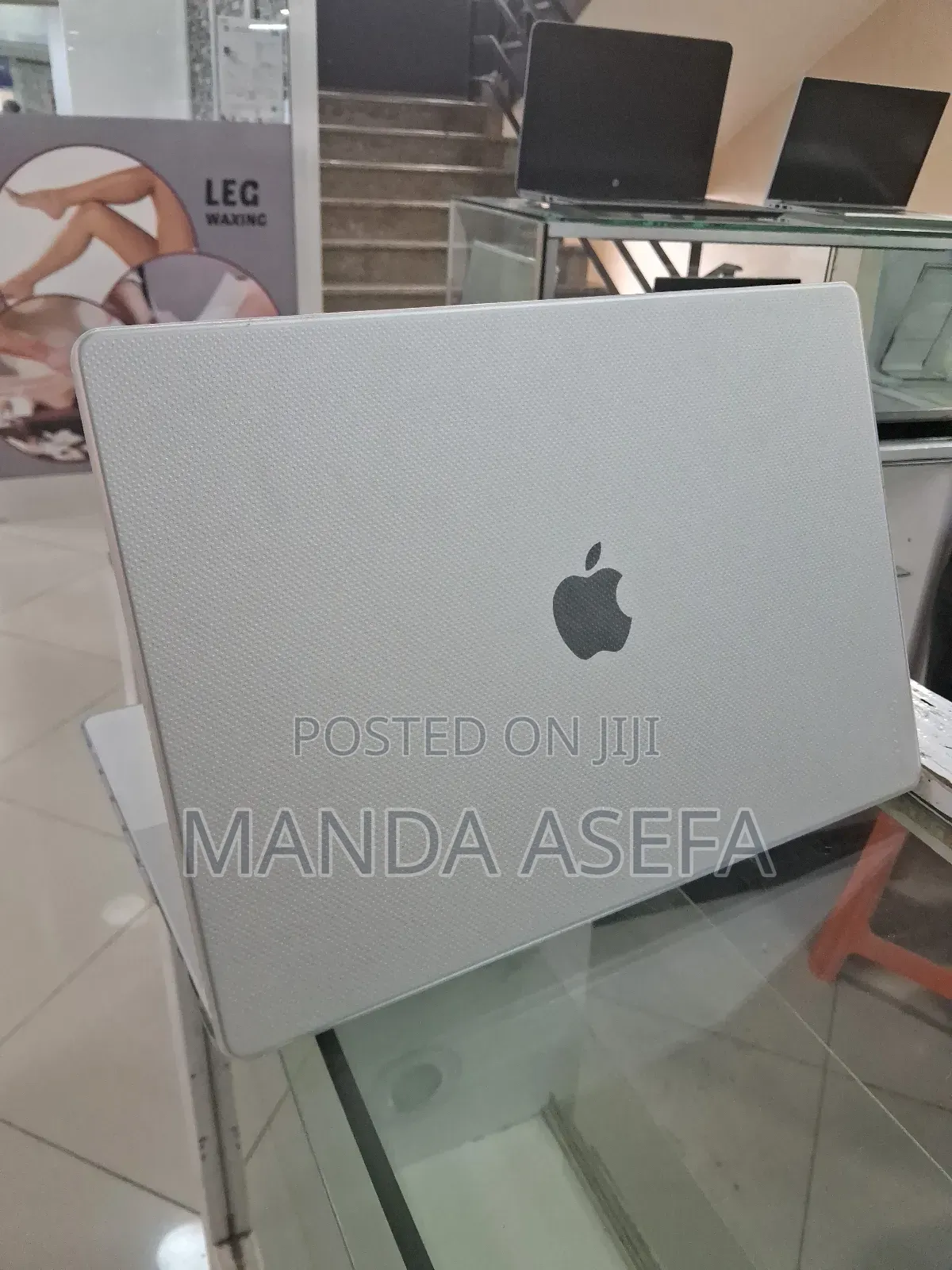 New Laptop Apple MacBook Pro 16GB Apple M2 SSD 1T