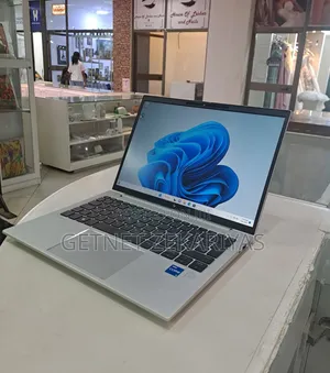 New Laptop Lenovo IdeaPad 520 8GB AMD Ryzen 3 SSD 256GB