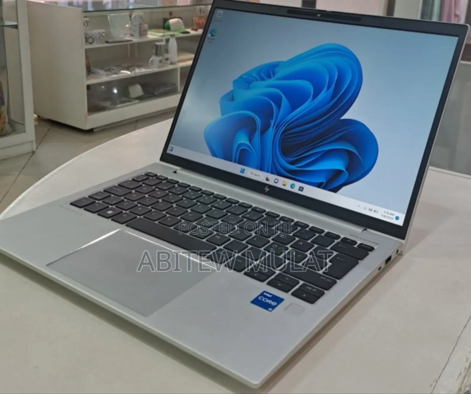 New Laptop HP EliteBook 830 G9 16GB Intel Core I5 SSD 512GB