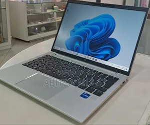 New Laptop HP EliteBook 830 G9 16GB Intel Core I5 SSD 512GB