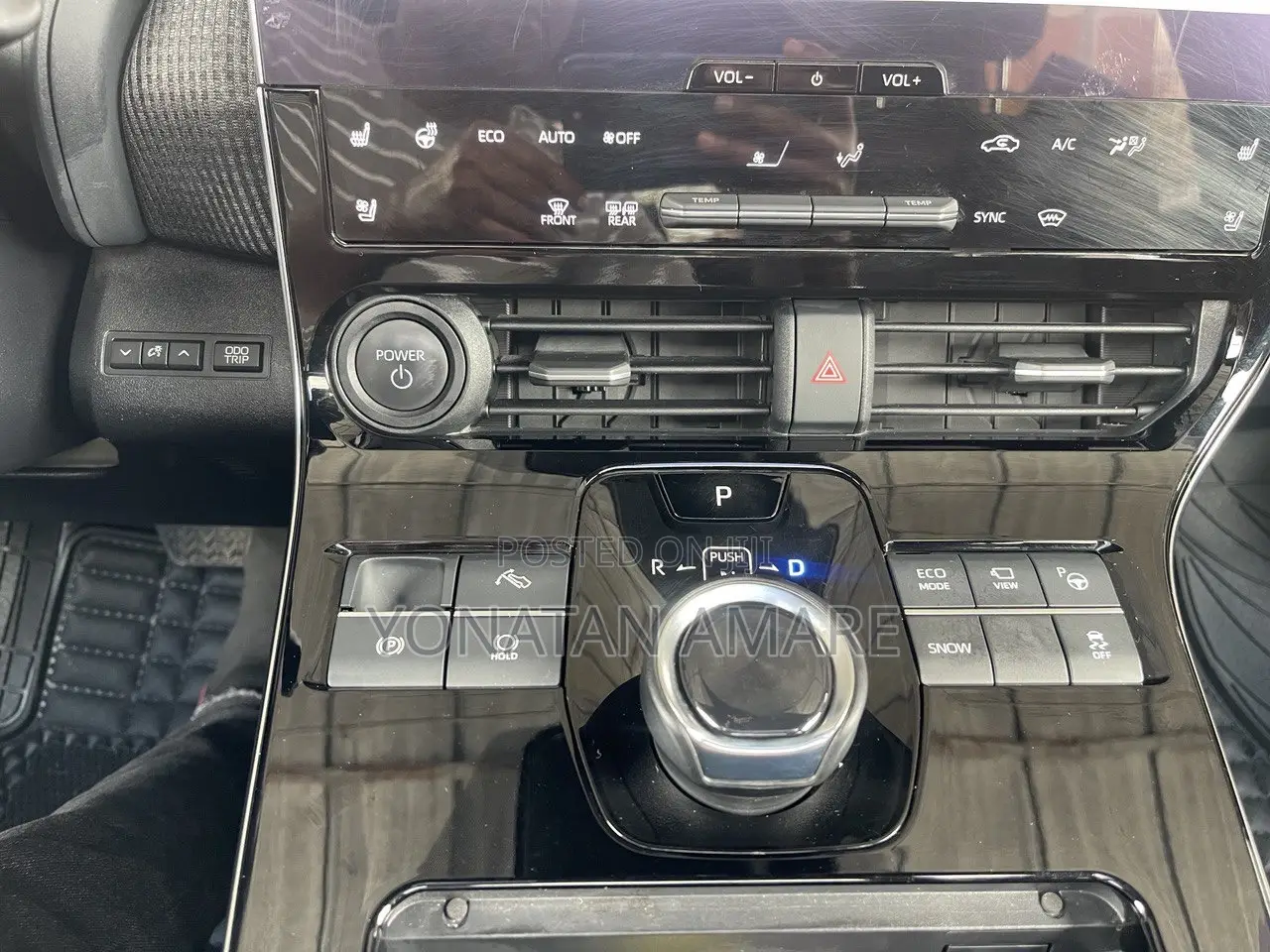 Toyota bZ4X 71.4 kWh FWD 2023 Silver