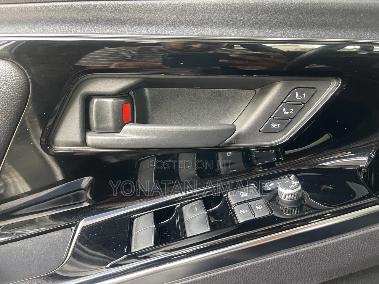 Toyota bZ4X 71.4 kWh FWD 2023 Silver