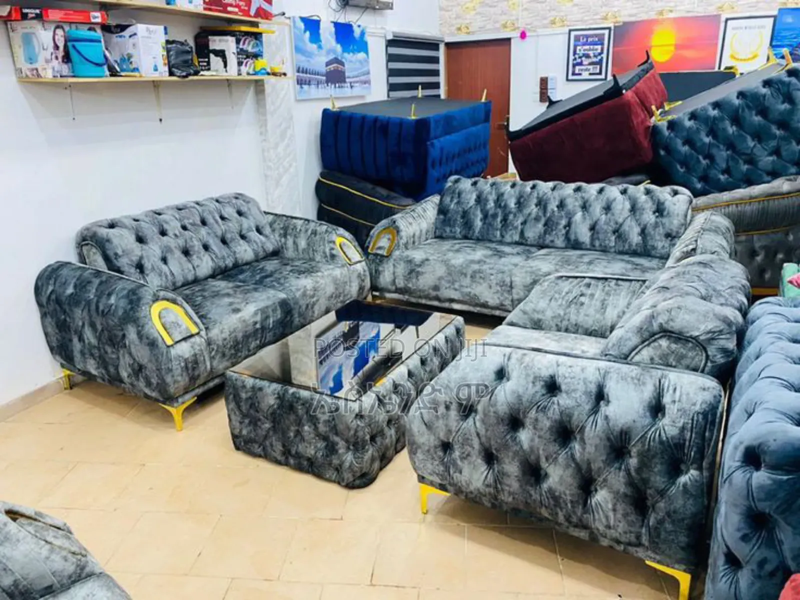 L Shaped Sofa With Table