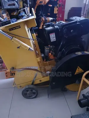 Photo - Aspahlt Cutter Machine