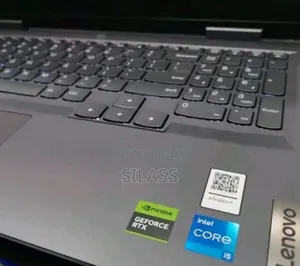 New Laptop Lenovo LOQ 15IRH8 16GB AMD Ryzen 7 SSD 512GB