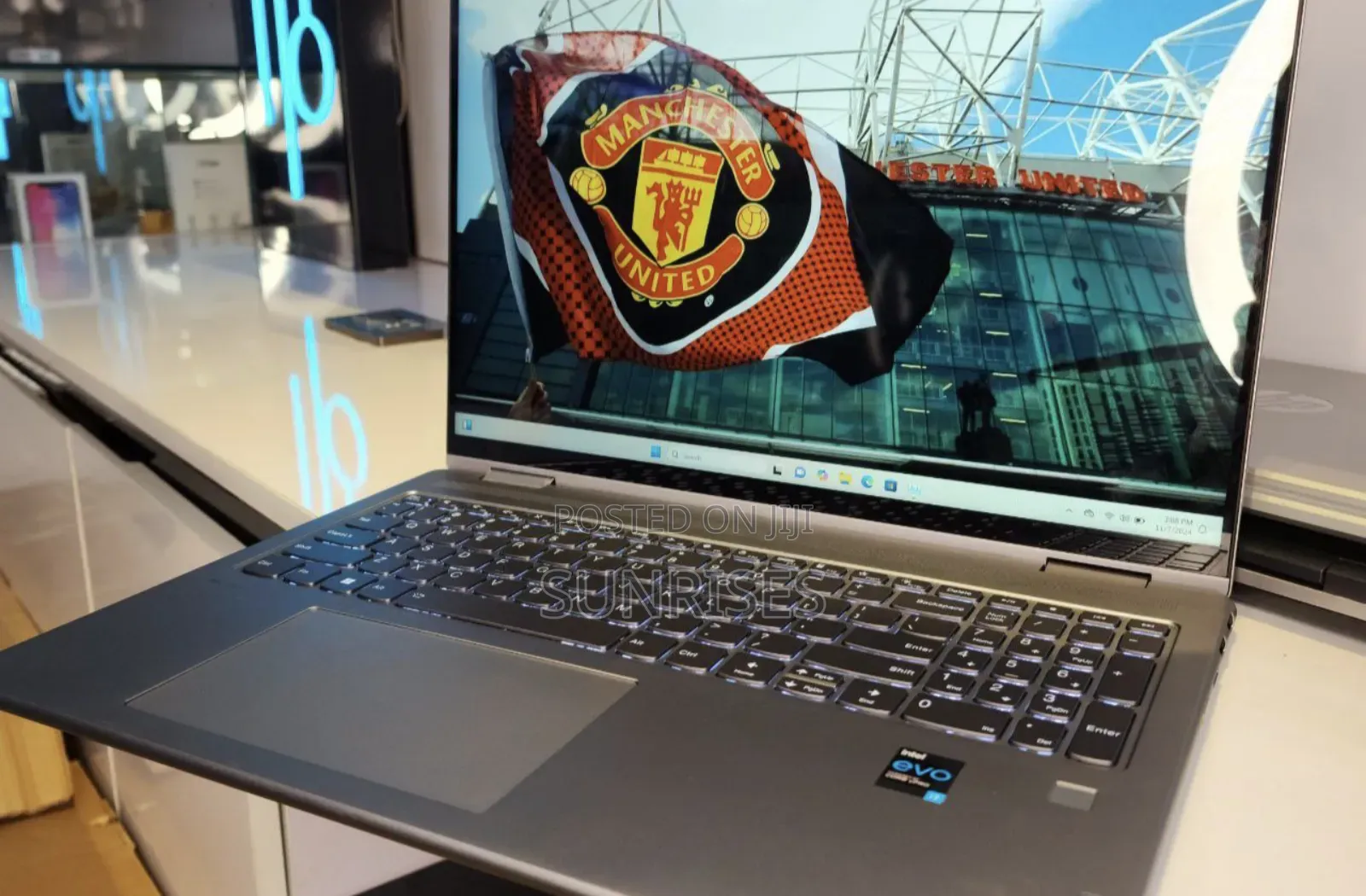 New Laptop Lenovo IdeaPad Yoga 13 16GB Intel Core I7 SSD 512GB