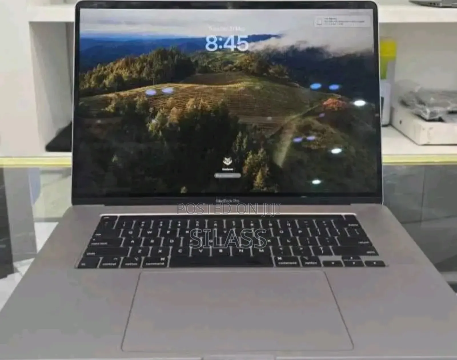 New Laptop Apple MacBook Pro 2019 32GB Intel Core I9 SSHD (Hybrid) 1T