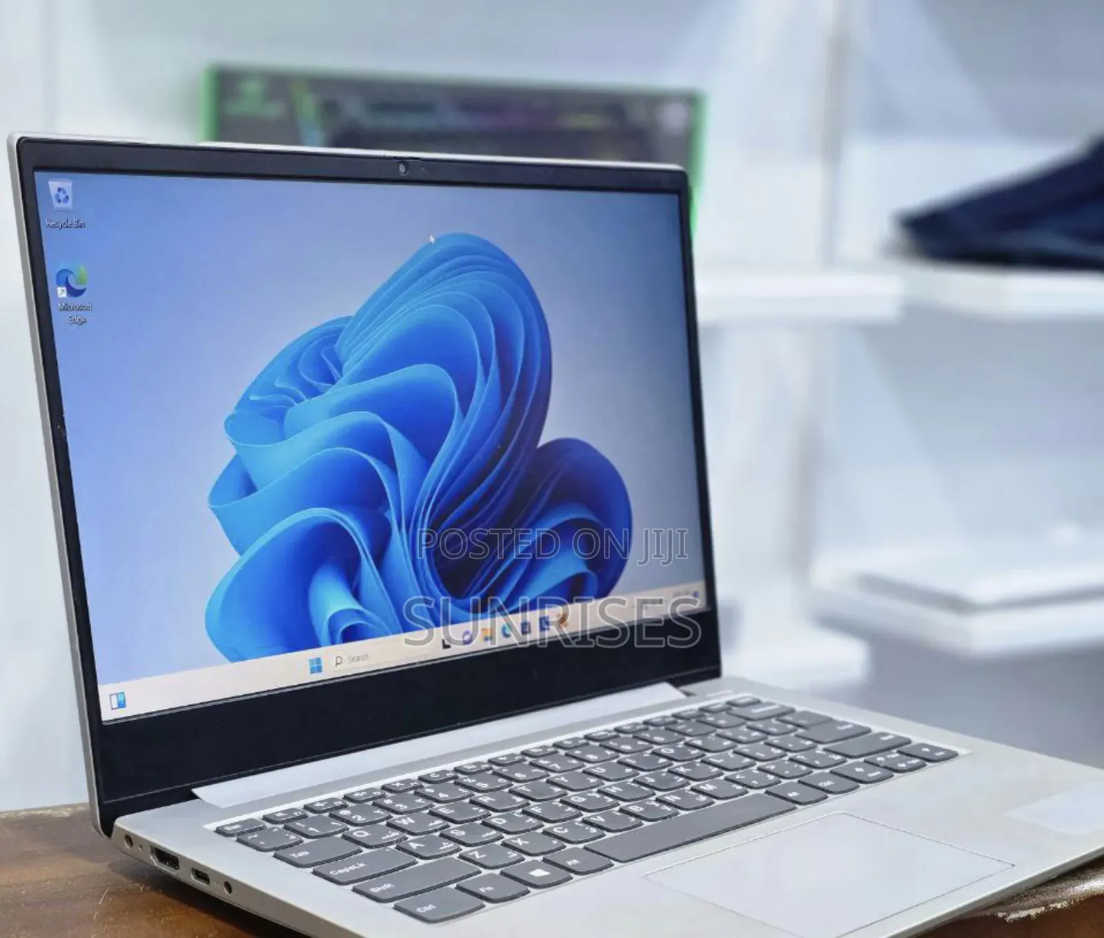 New Laptop Lenovo Ideapad 3 8GB Intel Core I7 HDD+SSD 1.5T