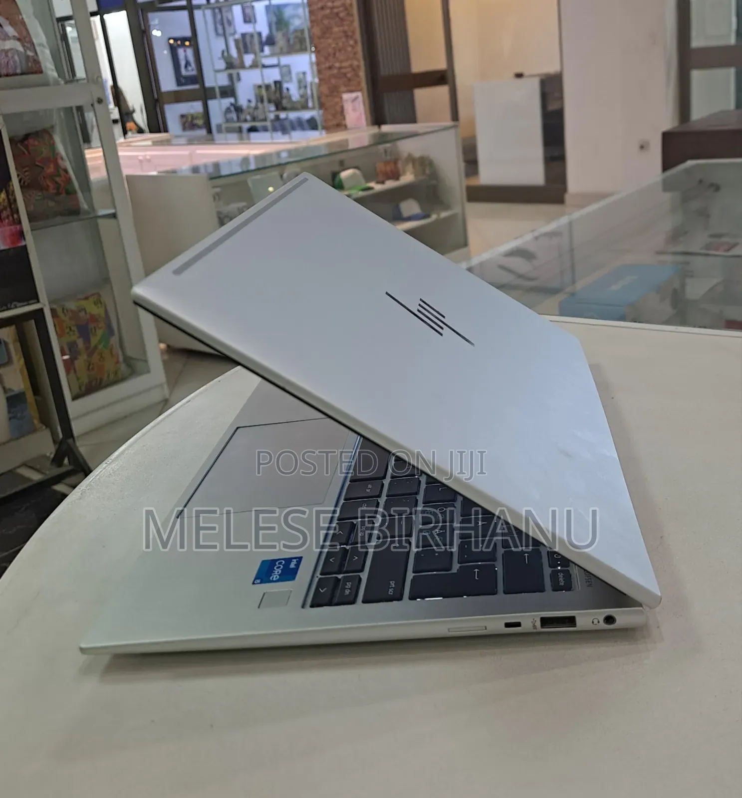New Laptop HP EliteBook 830 G9 16GB Intel Core I5 SSD 512GB