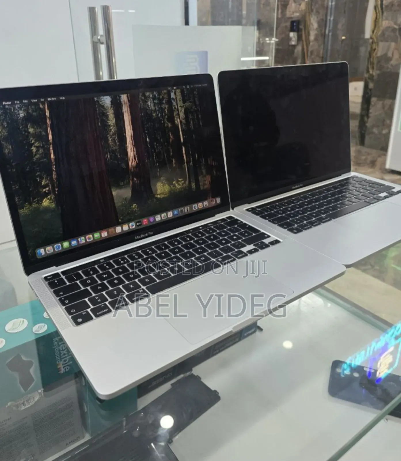 New Laptop Apple MacBook Pro M1 8GB Apple M1 SSD 256GB