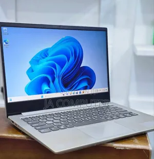 Photo - New Laptop Lenovo IdeaPad S340 8GB Intel Core I7 SSHD (Hybrid) 1.5T