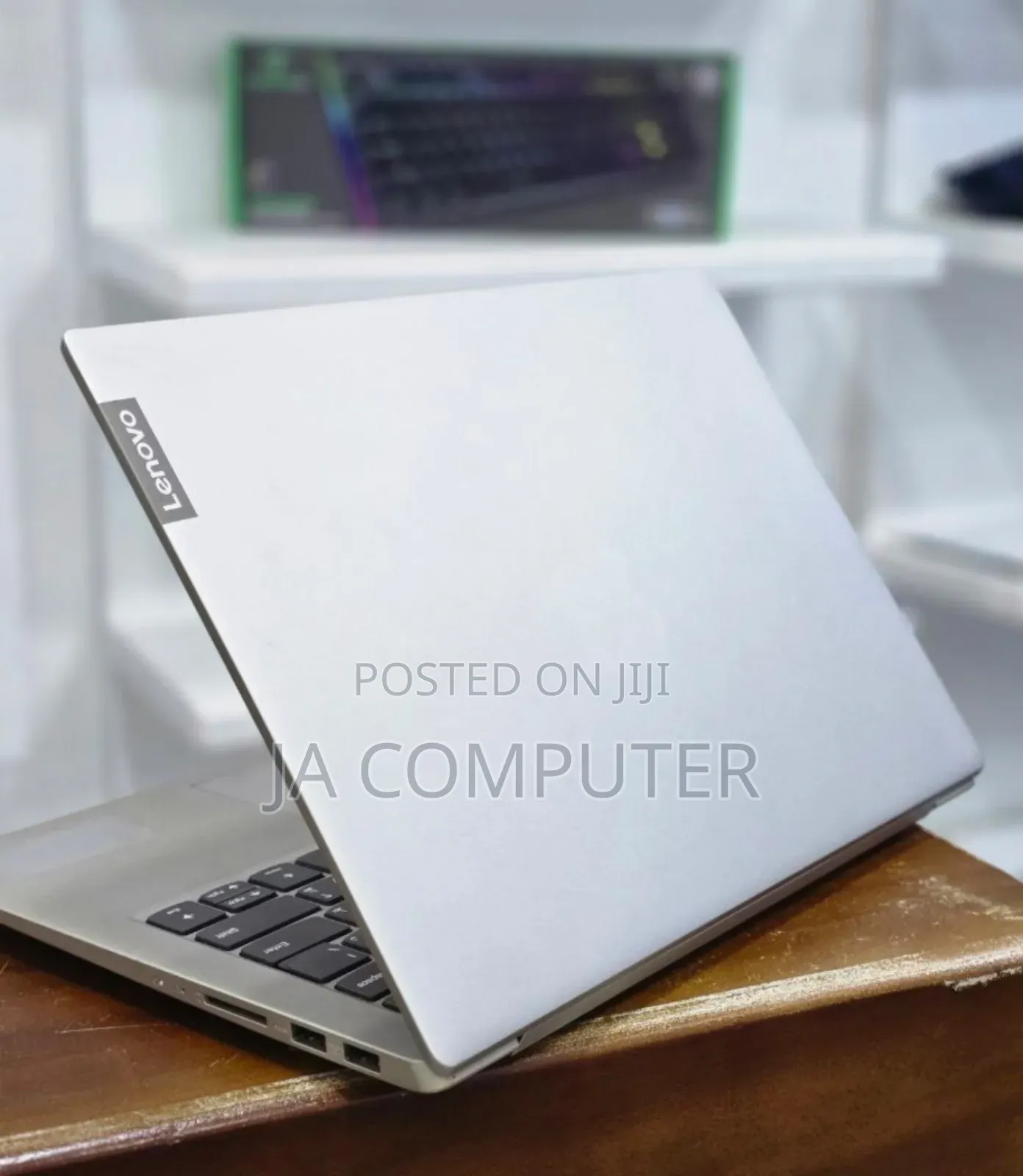 New Laptop Lenovo IdeaPad S340 8GB Intel Core I7 SSHD (Hybrid) 1.5T