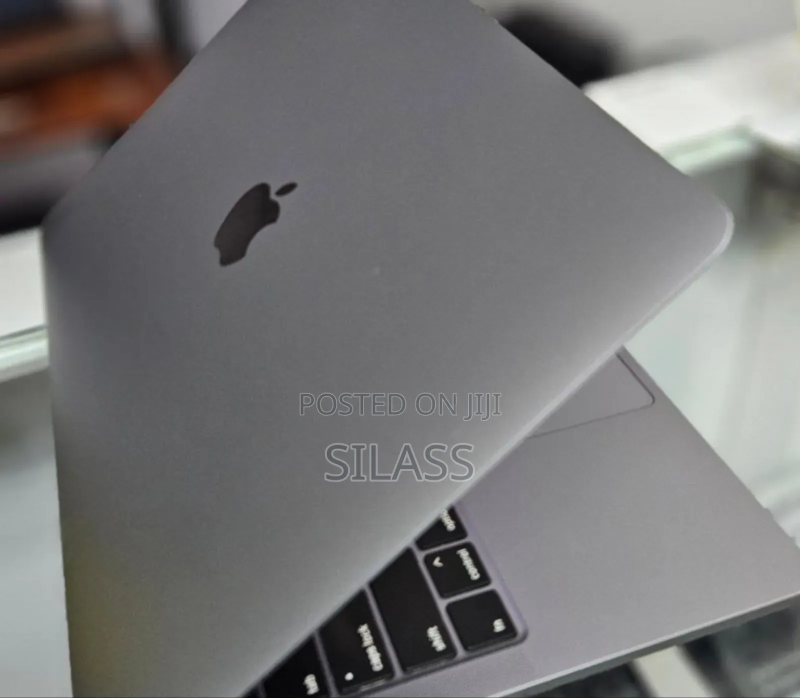 New Laptop Apple MacBook Pro 2019 16GB Intel Core I5 SSD 256GB