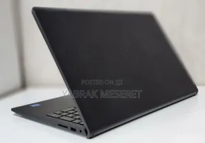 New Laptop Dell Precision 15 3520 8GB Intel Core I5 SSD 256GB