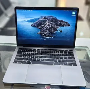 New Laptop Apple MacBook Pro 2020 8GB Intel Core I5 SSD 256GB