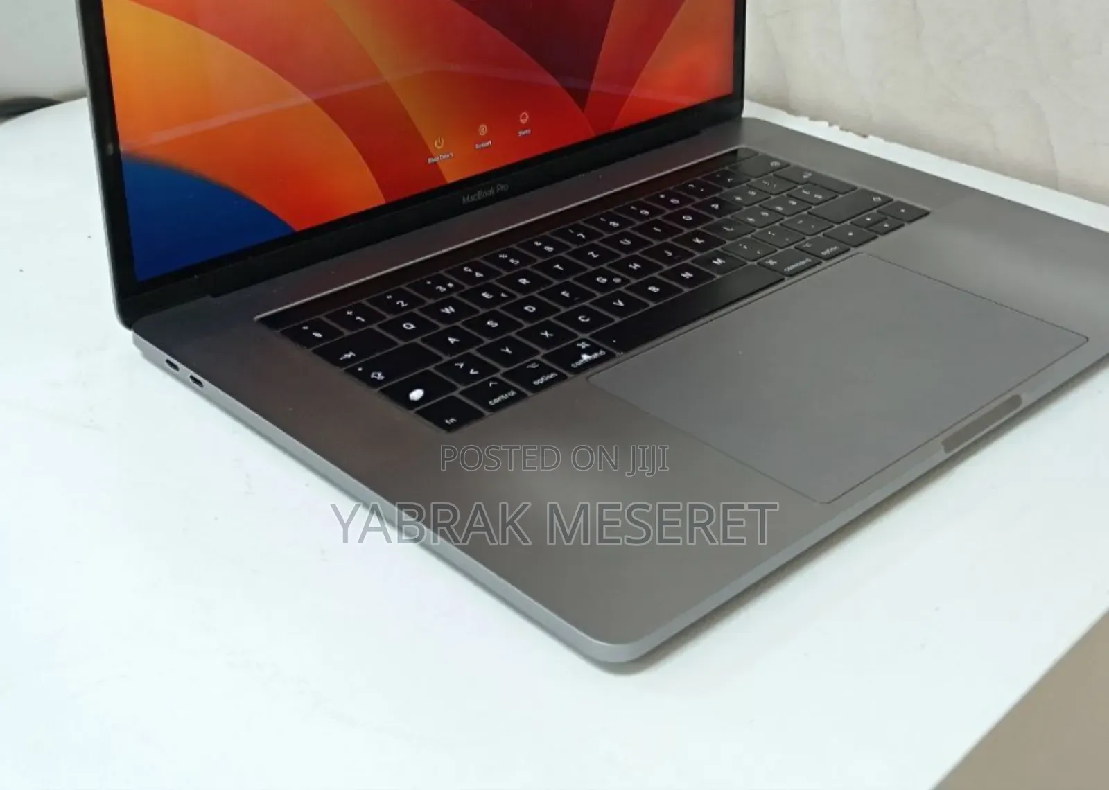 New Laptop Apple MacBook Pro 2017 16GB Intel Core I7 SSD 512GB