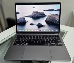 New Laptop Apple MacBook Pro 2019 8GB Intel Core I5 SSD 256GB