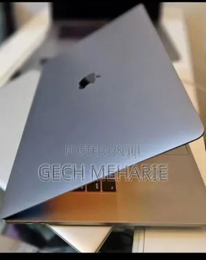 New Laptop Apple MacBook Pro 2018 32GB Intel Core i9 SSD 1T