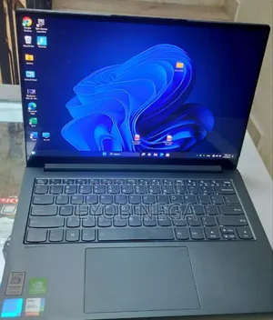 New Laptop Lenovo ThinkPad Yoga 16GB Intel Core I7 SSD 512GB