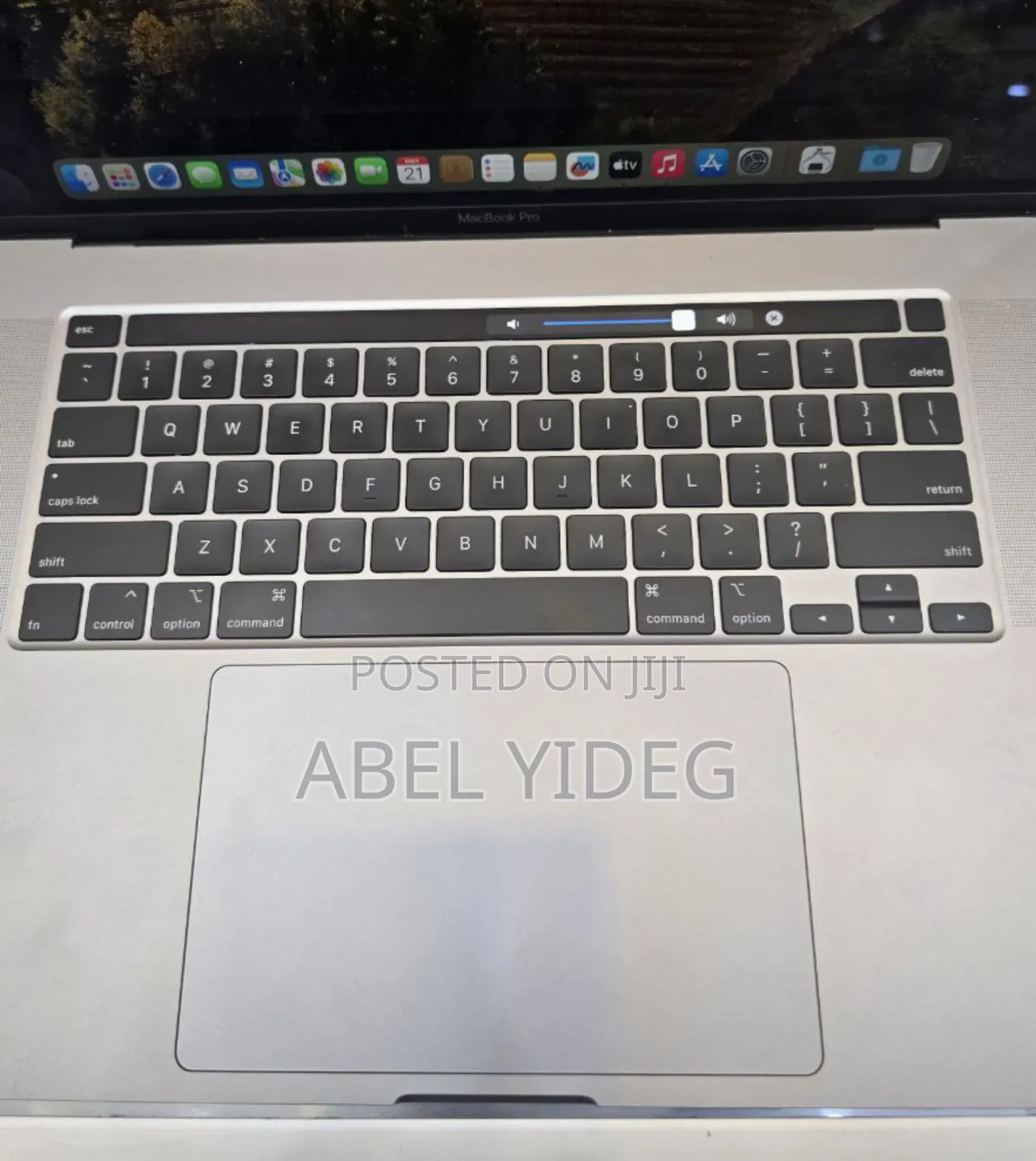 New Laptop Apple MacBook Pro 2019 32GB Intel Core I9 SSD 1T