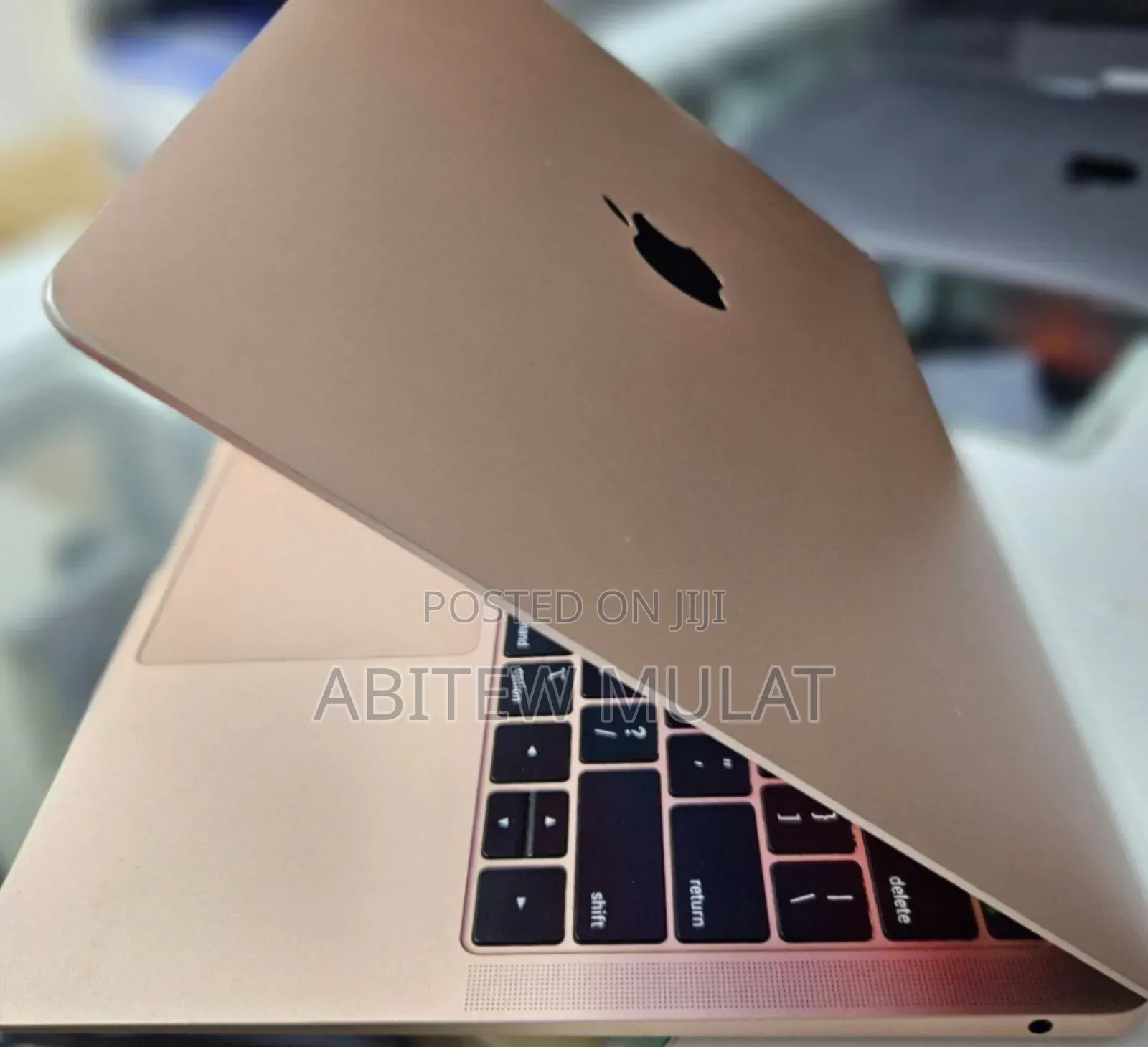 New Laptop Apple MacBook Air 2019 8GB Intel Core I5 SSD 256GB