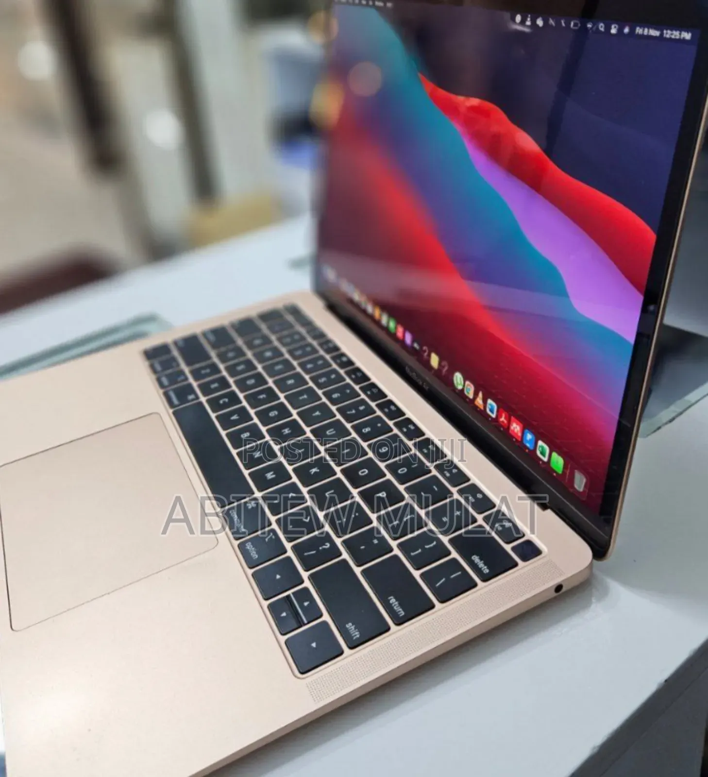 New Laptop Apple MacBook Air 2019 8GB Intel Core I5 SSD 256GB