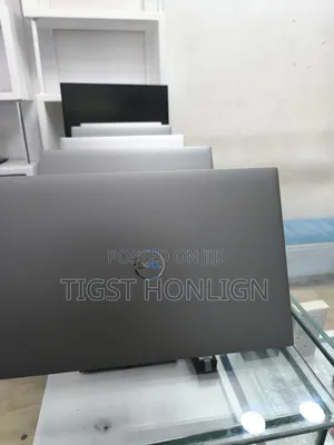 New Laptop Dell Precision 15 3520 16GB Intel Core I5 SSD 512GB