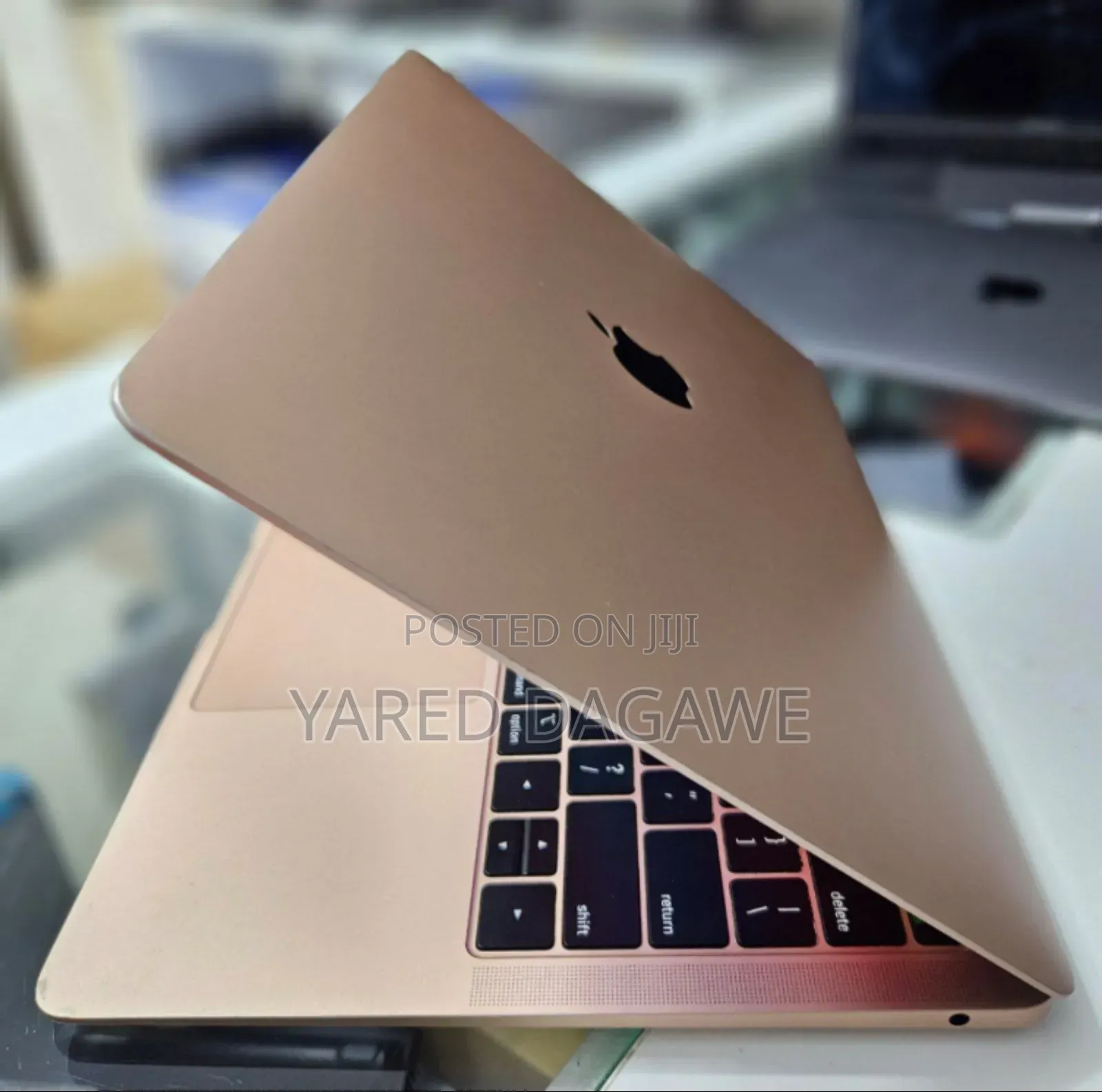 New Laptop Apple MacBook Air 2019 8GB Intel Core i5 SSD 256GB